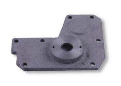 Capacul lateral al carcasei cutiei de viteze din dreapta (sub arborele prizei de putere) - cutie de viteze/6