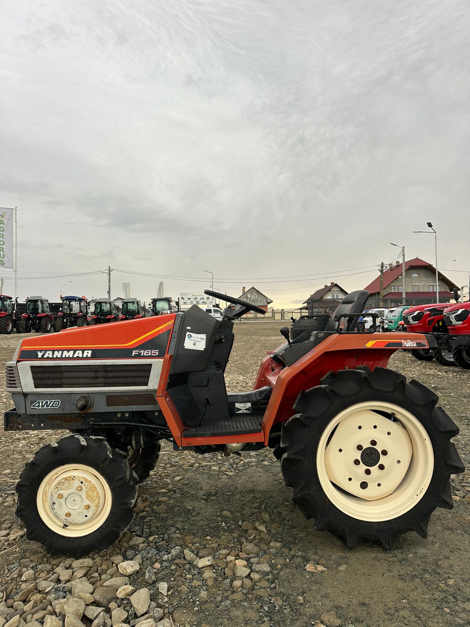Tractor Yanmar Forte F165 - Agrorus