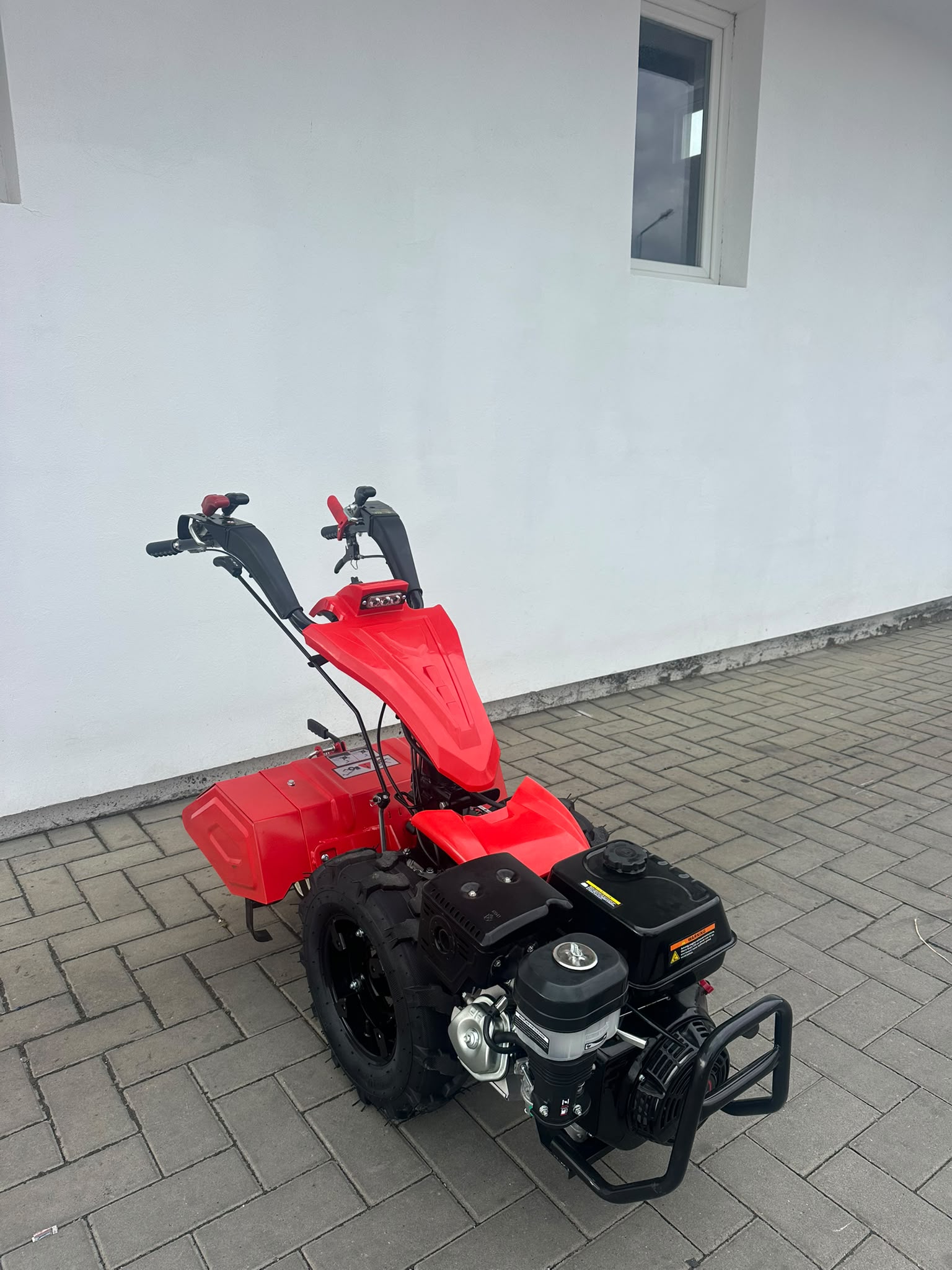 Motocultor Lider cu motor Loncin cu freză, 15 CP Benzina cu inversor - imagine 3