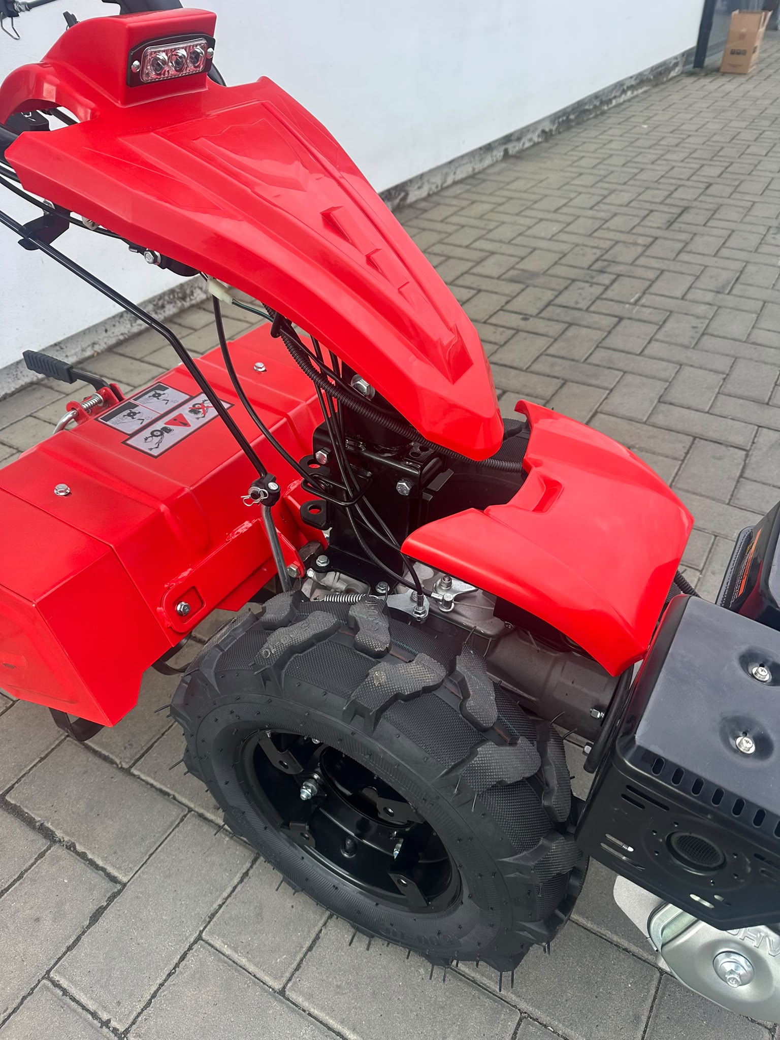 Motocultor Lider cu motor Loncin cu freză, 15 CP Benzina cu inversor - imagine 4