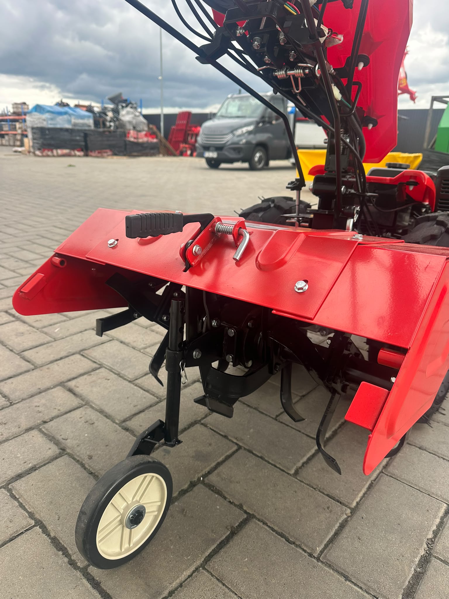 Motocultor Lider cu motor Loncin cu freză, 15 CP Benzina cu inversor - imagine 11